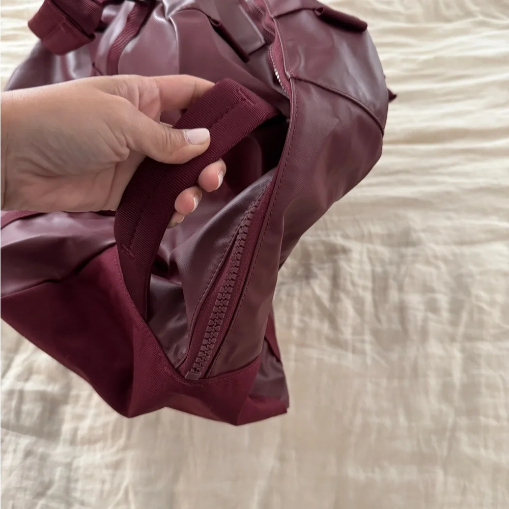 Away Burgundy Travel Bag - Picture 6 of 10